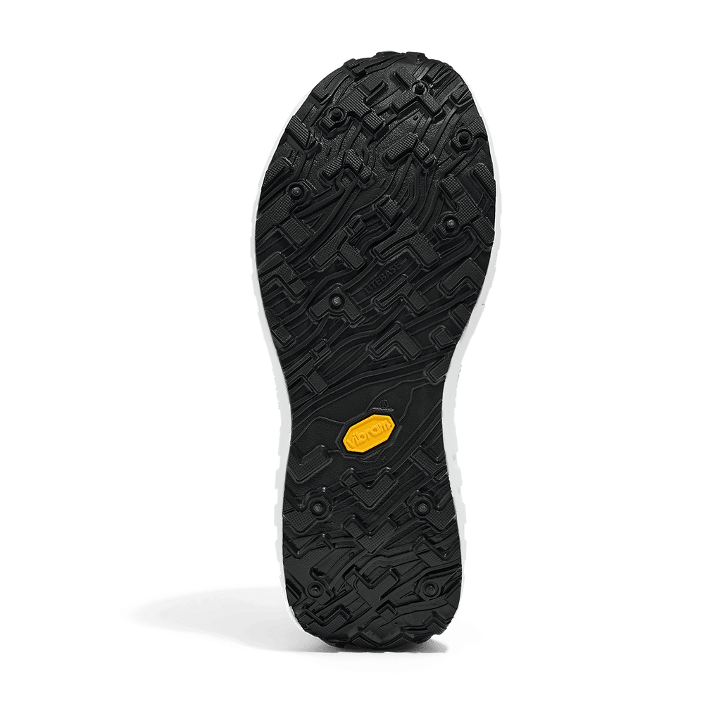 norda 001A — Black trail shoe — product view 2