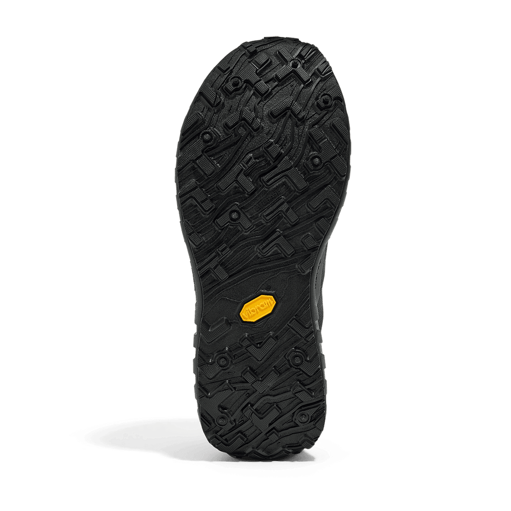 norda 001A — Stealth Black trail shoe — product view 2