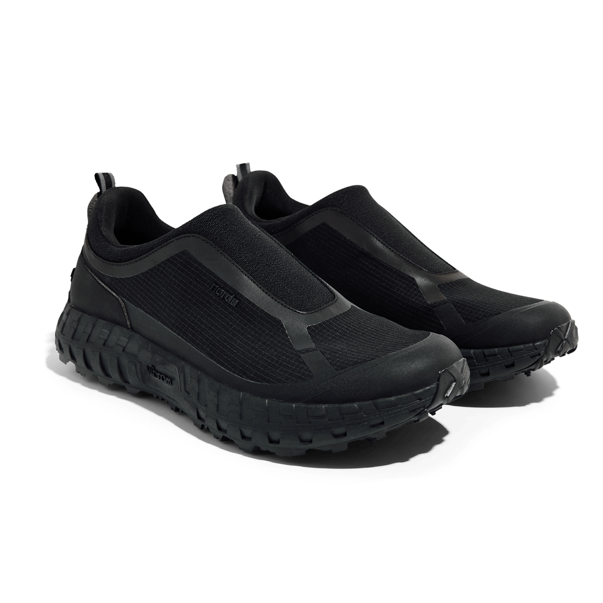 norda 003 — Pitch Black trail shoe — product view 5