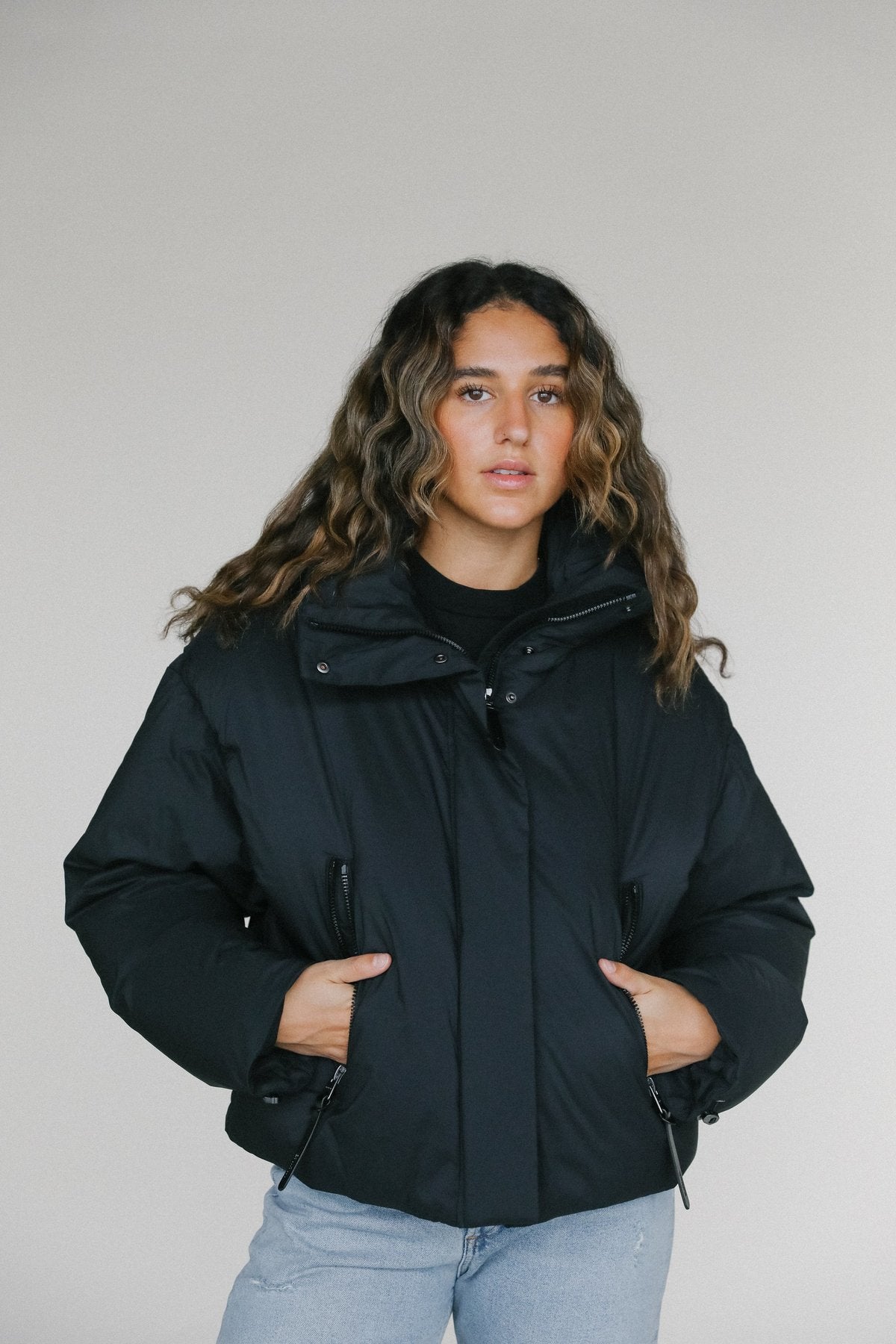 Mackage MYLAH Cropped Down Jacket