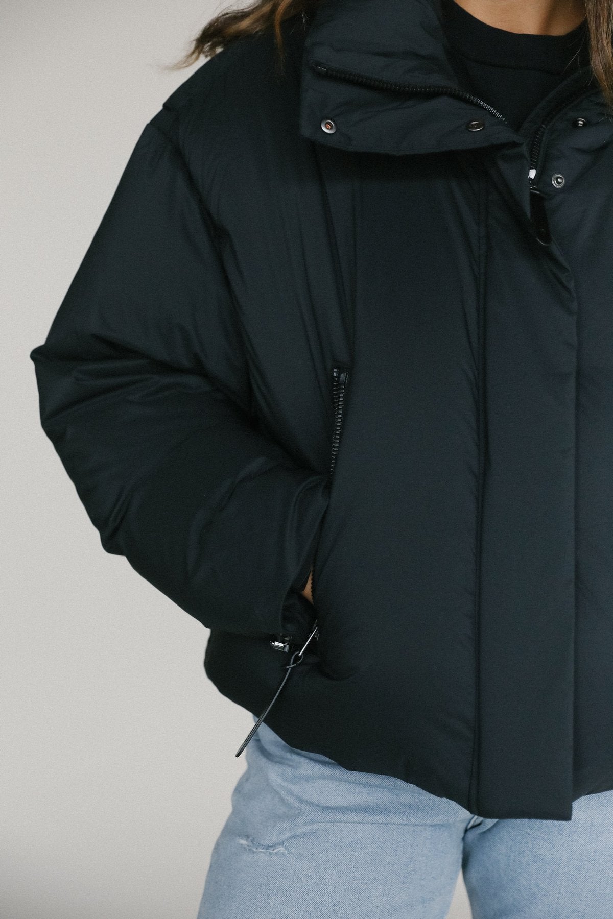 Mackage MYLAH Cropped Down Jacket